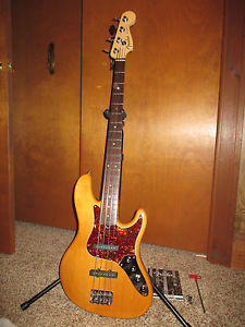 Fender American Deluxe Jazz Bass Amber w/ Rosewood, Hard Case, and Strap Locks