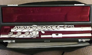 Yamaha Flute YFL 581
