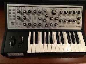 Moog Sub Phatty 