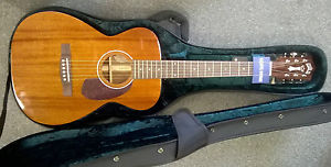 Guild M-120E electro acoustic guitar, all solid woods, concert body,+ hardcase