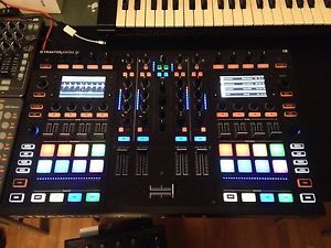 Traktor Kontrol S8 Native Instruments Flagship All In One