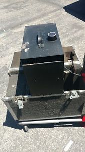 used reel efx df-50 difusion hazer w/ hard shell case