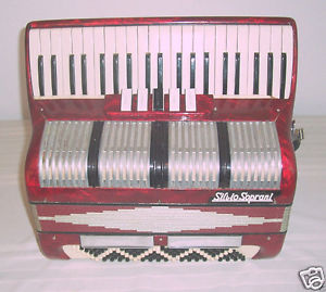 Silvio Soprani 120 bass Accordion 3 & 5 Reeds 5&2 shifts Accordian Italy G cond.