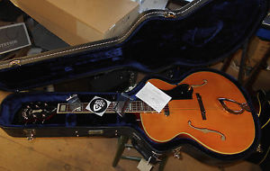 Guild A-150B Savoy Hollow Body Electric Guitar, Blonde w/ Hard Shell Case