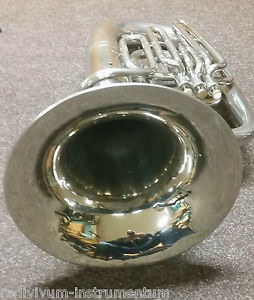 Hochwertige deutsche Es - Tuba mit Perinetventilen "Superieur"