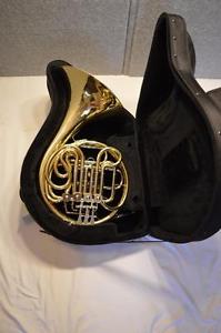 YAMAHA YHR-567 GEYER SERIES DOUBLE FRENCH HORN - EXC. PLAYING & VG. COSMETIC