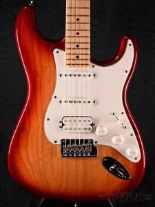 Fender  American Standard Stratocaster HSS -Sienna Sunburst / Maple- 2007