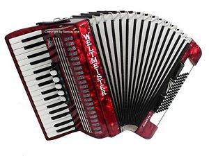 Akkordeon  Weltmeister Achat,super gepflegter Zustand Baujahr 2005