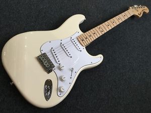 FENDER Japan Exclusive Series Classic 70s Stratocaster VWH/M Electric Guitar