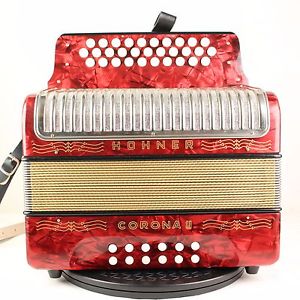 RARE HOHNER Corona II Classic button accordion with Case! (A16150)