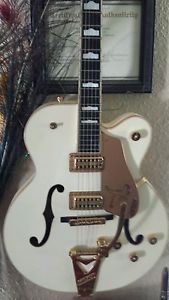 Gretsch White Falcon Electric Guitar FAMOUS OWNER!