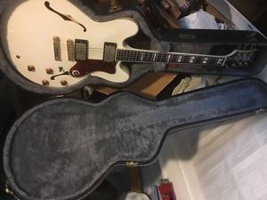 Epiphone/Gibson Electric Guitar