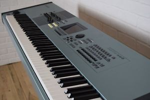 Yamaha Motif XS8 88 key keyboard synth weighted keys near mint-used synthesizer