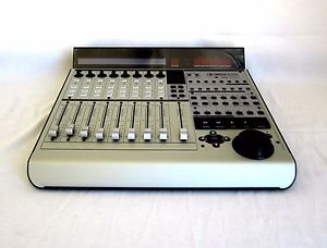 Mackie Control Universal Pro Expandable Control Surface with 9 Motorized Faders,