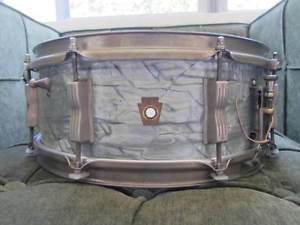VINTAGE EARLY 60's 14x5.5" LUDWIG JAZZ FESTIVAL Snare Drum ORIGINAL PRE SERIAL!
