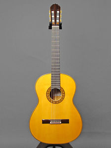 Yokoo F-30 Made in Japan, 2009, Near Mint Condition Flamenco Guitar w/HC