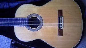 1982 Osamu Nakade c10 classical guitar