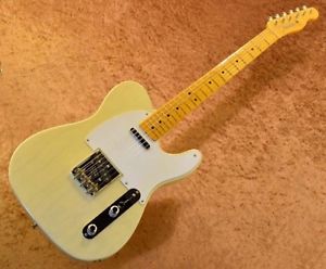 Fender USA American Vintage Seires 52 Telecaster White Blonde w/hard case #E596