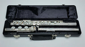 ARMSTRONG FLUTE MODEL 303BE - OPEN HOLES, SPLIT E, B FOOT, SILVER HEAD - NEW