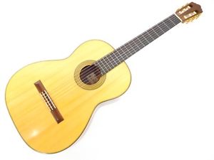 – NORIMITSU TSUTSUMI Classical Guitar Handiwork Made 1993 M1966094