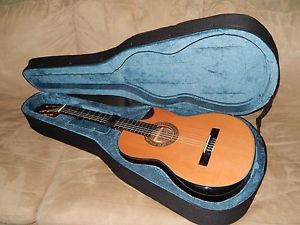 SUPERB "EL VITO" BSC900-CR CLASSICAL GUITAR WITH ARMREST & BOWL SHAPED CUTAWAY