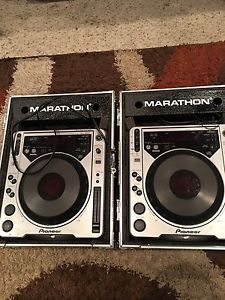 Pair Of Cdj 800 With Case
