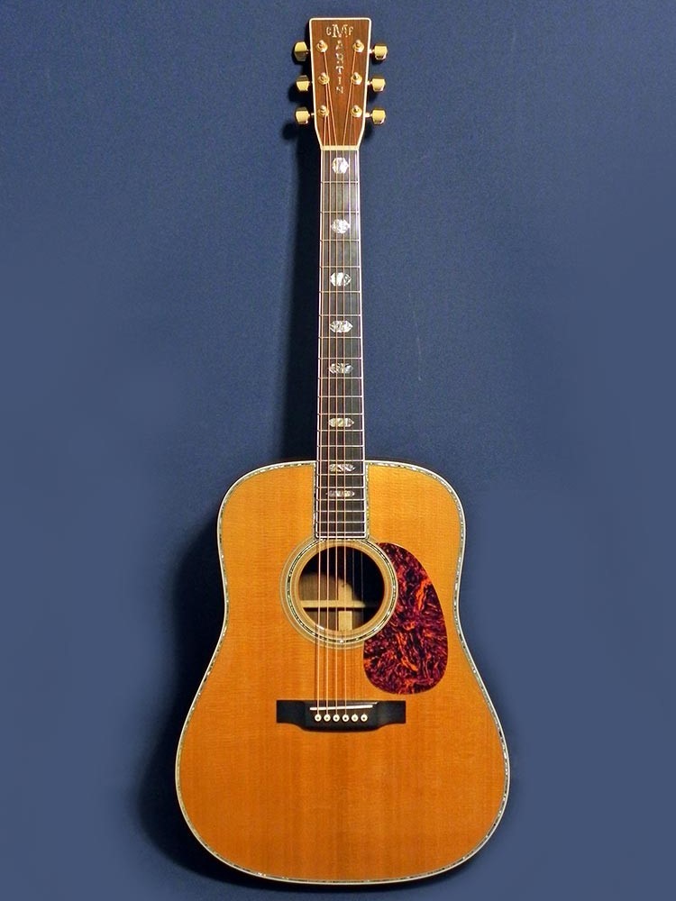 Martin D-45 Used w / Hard case