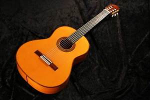 Amalio Burguet 2F Made in Spain, 2010, Near Mint Condition Flamenco Guitar w/HC