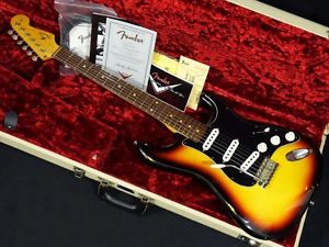 Fender Custom Shop 1963 Stratocaster Relic Left Bridge 3 Tone Sunburst #X567