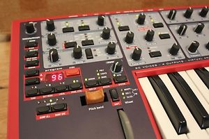 Clavia Nord Lead 2X