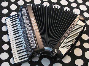 TITANO "VIRTUOSO" "HI TONE" ACCORDION/ACCORDIAN, HANDMADE "CATRARO" REEDS