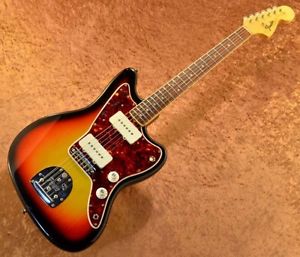Fender USA Jazzmaster 3 Tone Sunburst w/hard case F/S Guitar from Japan #E601