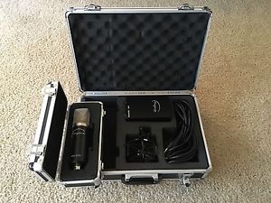 Mojave Audio MA-200 Tube Condenser Professional Microphone