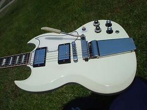 Gibson Les Paul SG Standard Maestro Lyre Alpine White with Custom Parts