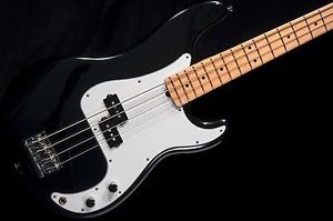 Fender American Standard Precision Bass Black w/ hard case  pbass