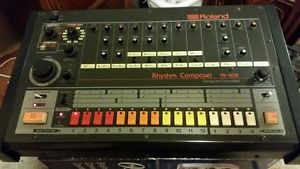 Roland Tr-808 Drum Machine