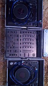 Pioneer CDJ-1000 MK3 + Djm 600  DJ Turntable worldwide shipping See description