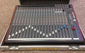 Allen & Heath Zed 24 Mixer In Flight Case - Immaculate condition