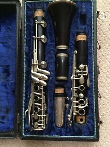 Vintage Czechoslovakian Lignatone Classic Bb Clarinet