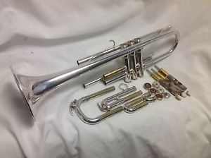 YAMAHA YTR-4320ST, 003918A, SILVER Bb INTERMEDIATE TRUMPET, VRY GOOD