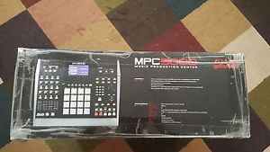 Akai Professional MPC 5000 Music Production Center