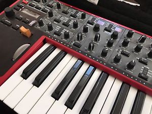 CLAVIA / NORD / WAVE / SYNTHESIZER / wie Stage