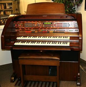 Lowrey Serenade LX-410 Organ OFFERS WELCOME