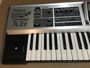 Roland Fantom X6 61 Key Keyboard Synthesizer Sampling Workstation Excillent