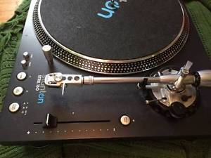 Stanton STR8150 High Torque Direct Drive DJ Turntable- Quanity 2 Excellent Cond.