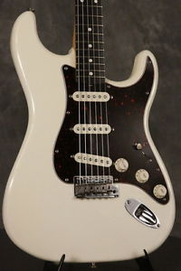 2007 Fender '62 STRATOCASTER American Vintage reissue OLYMPIC WHITE!! near mint!
