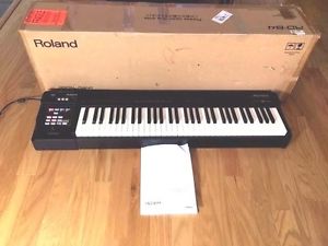 ROLAND RD-64 DIGITAL PIANO, EXCELLENT CONDITION IN FACTORY BOX