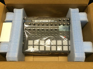 Dave Smith Instruments Roger Linn Tempest Analog Drum Machine / pads //ARMENS//