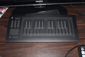 Roli seaboard rise 25 encore sous garantie 2 ans