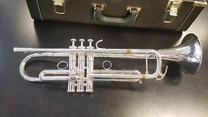 Yamaha YTR 8335RG Bb Trumpet silver double case Bach Stradivarius Strad killer!